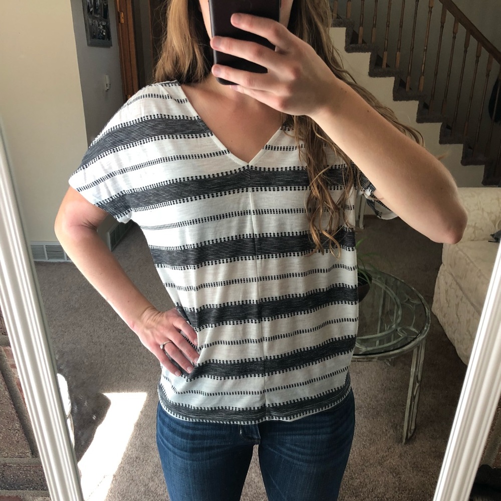 Old Navy T-Shirt
